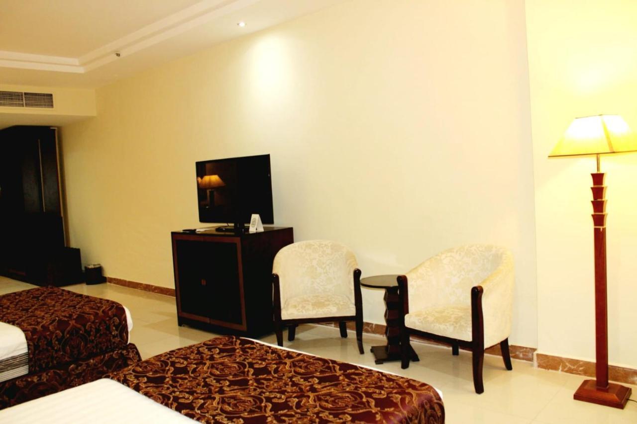 Tourist Hotel Doha Exterior foto