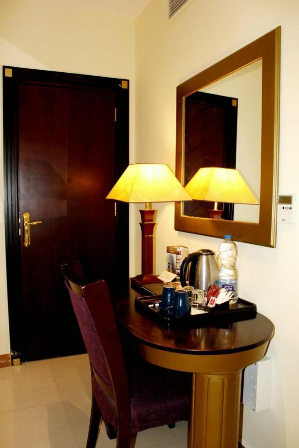 Tourist Hotel Doha Exterior foto