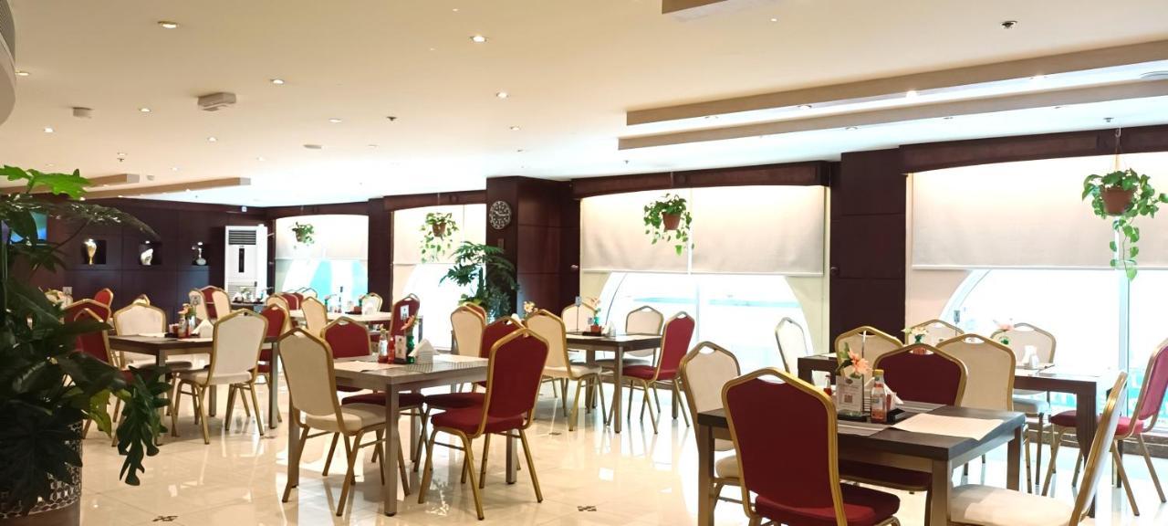 Tourist Hotel Doha Exterior foto