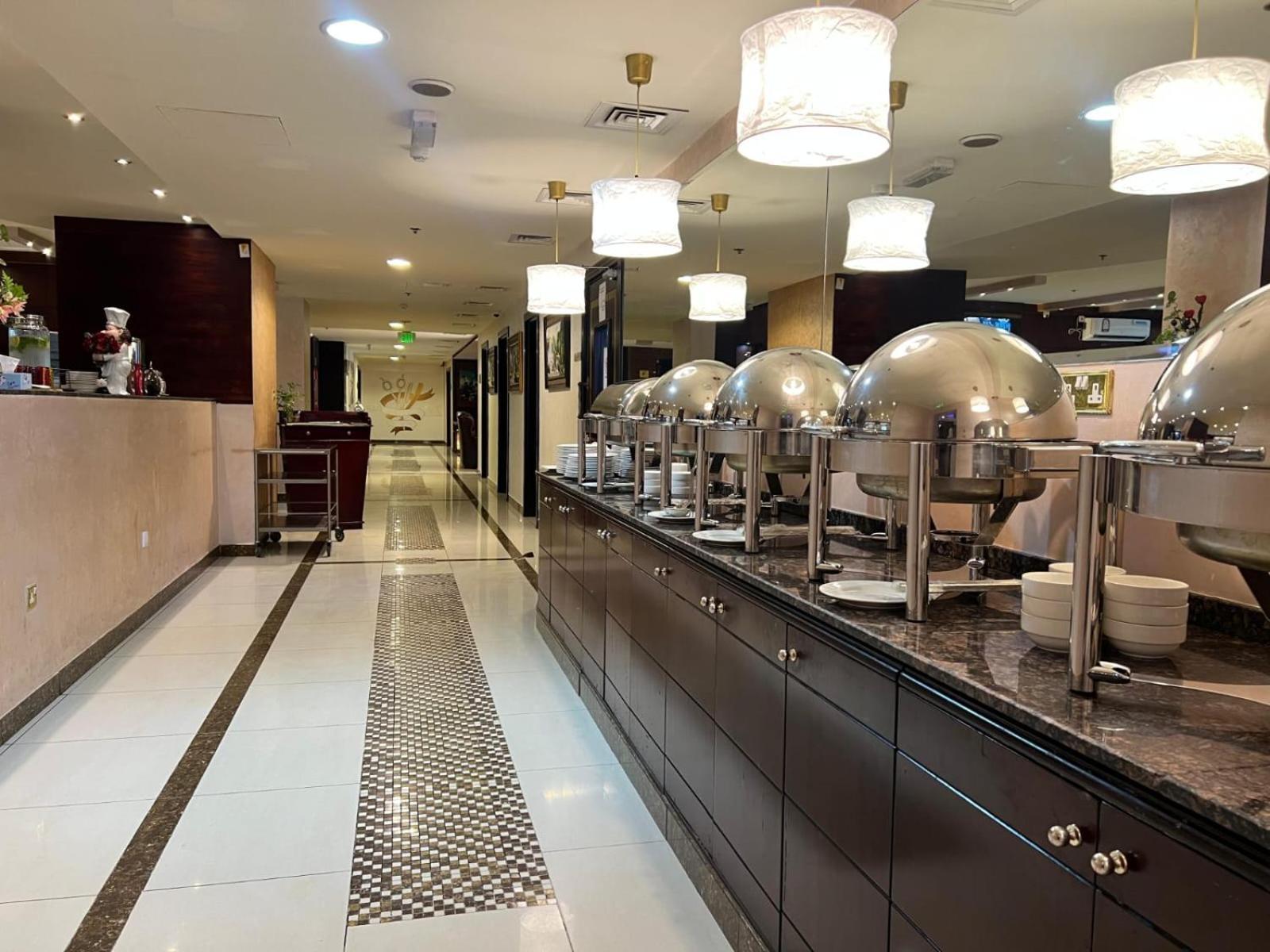 Tourist Hotel Doha Exterior foto