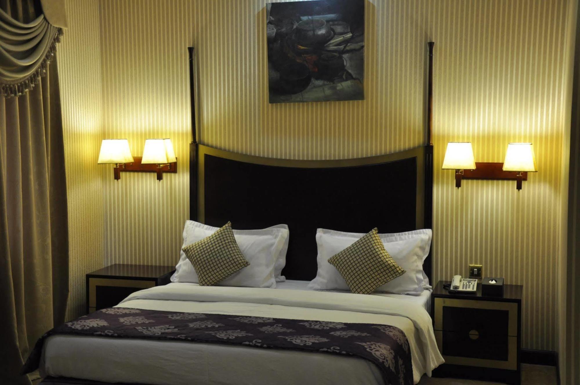 Tourist Hotel Doha Exterior foto